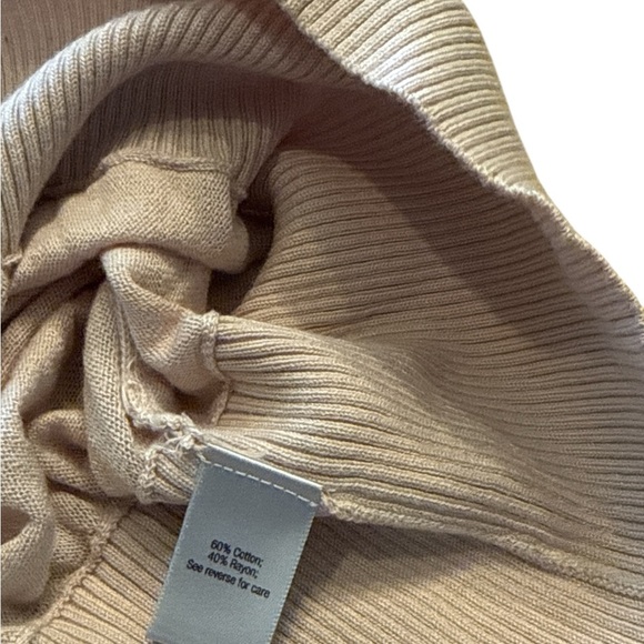 JLO Button-up Sleeve Light Pink Women's Top - Picture 5 of 7